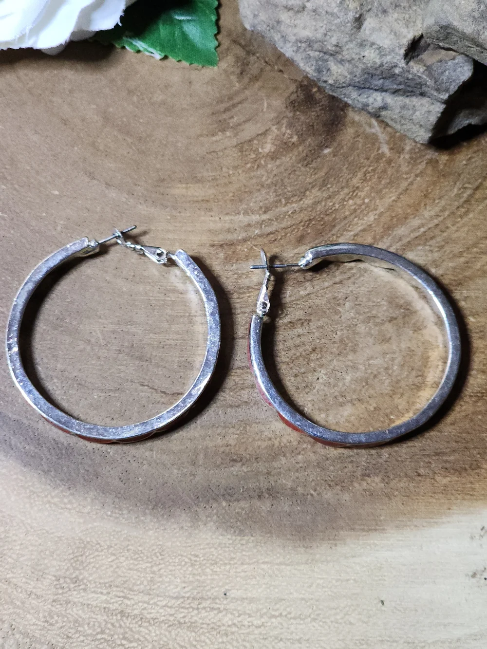 Red Enamel Hoop Scalloped Edge Earrings - Women Jewelry